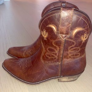 brown leather cowboy booties